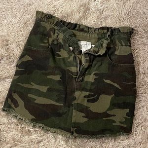 Camo skirt